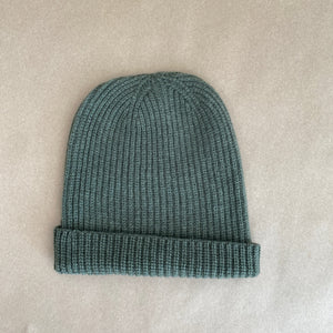 8.6.4 Apparel & Accessories Cashmere Ribbed Beanie - Olive