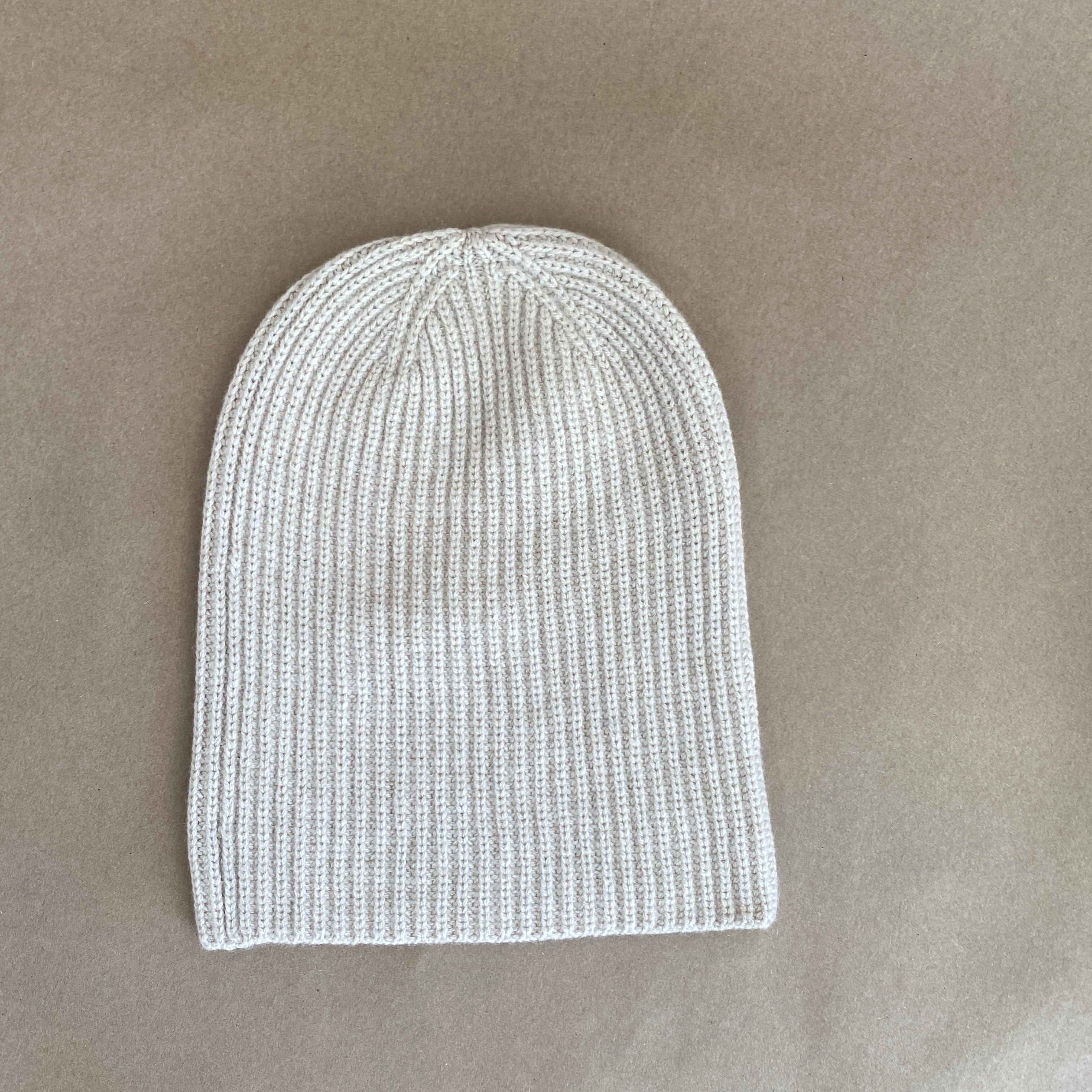 8.6.4 Apparel Oatmeal Cashmere Ribbed Beanie