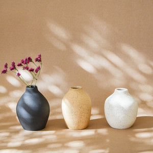 A WAYS AWAY Decor Ceramic Bud Vase - Speckled Sand