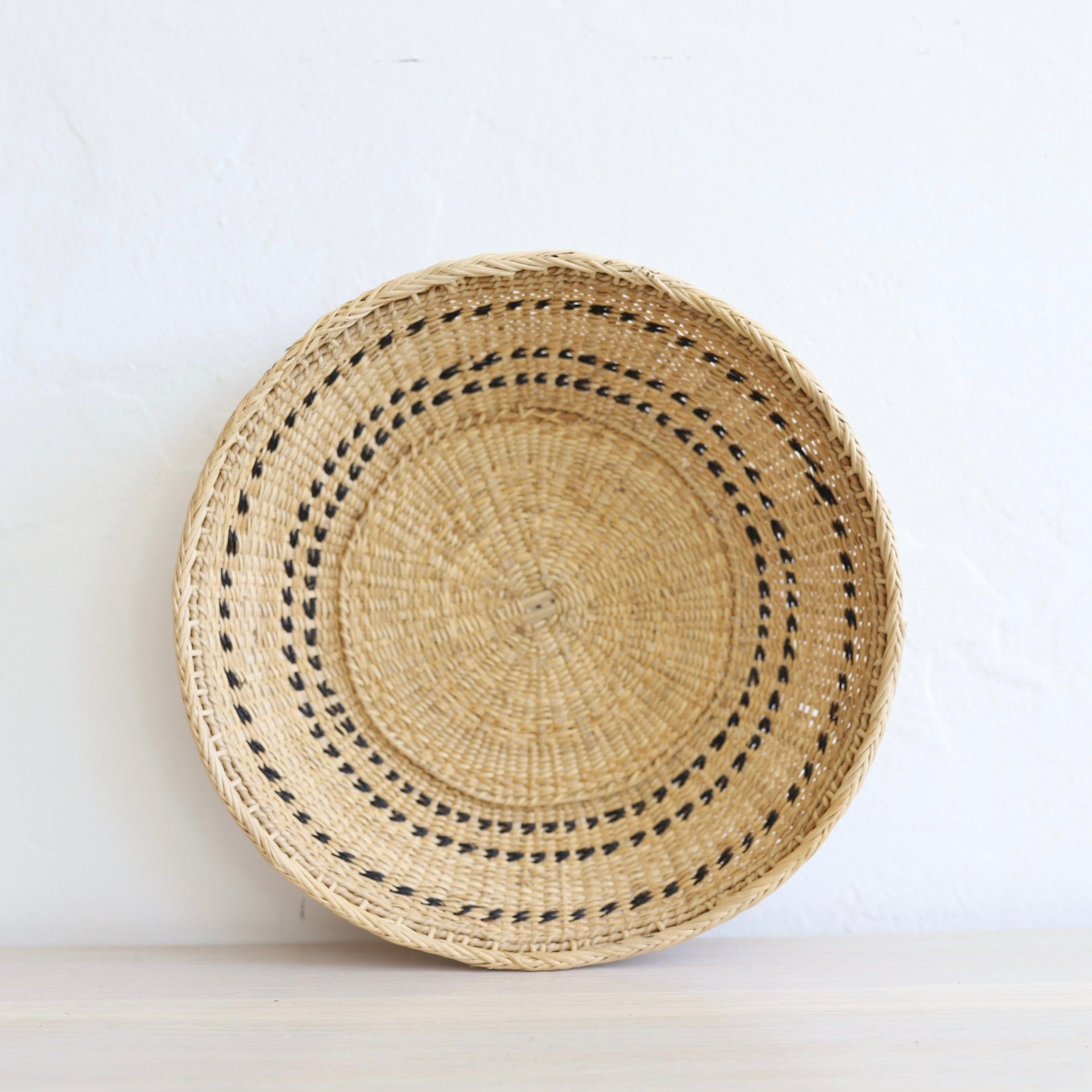 INCAUSA Decor Medium Xotehe Basket with Perisi Fungi by Yanomami People