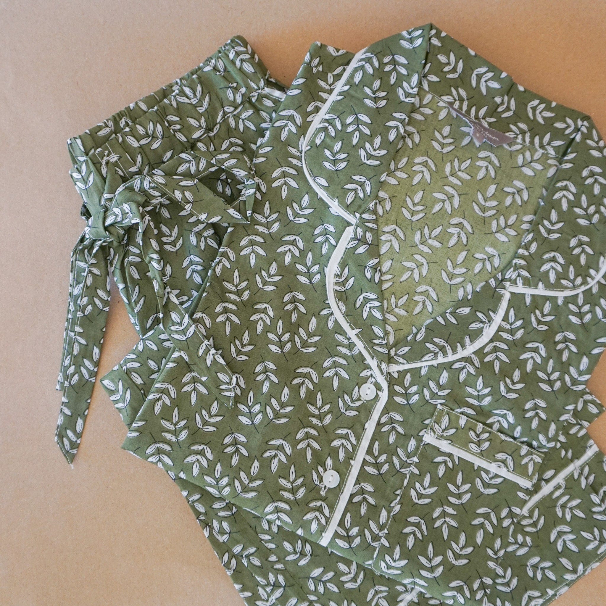 Lime Tree Design Apparel Pajama Set - Green Leaf w/ White Trim - 3 Sizes
