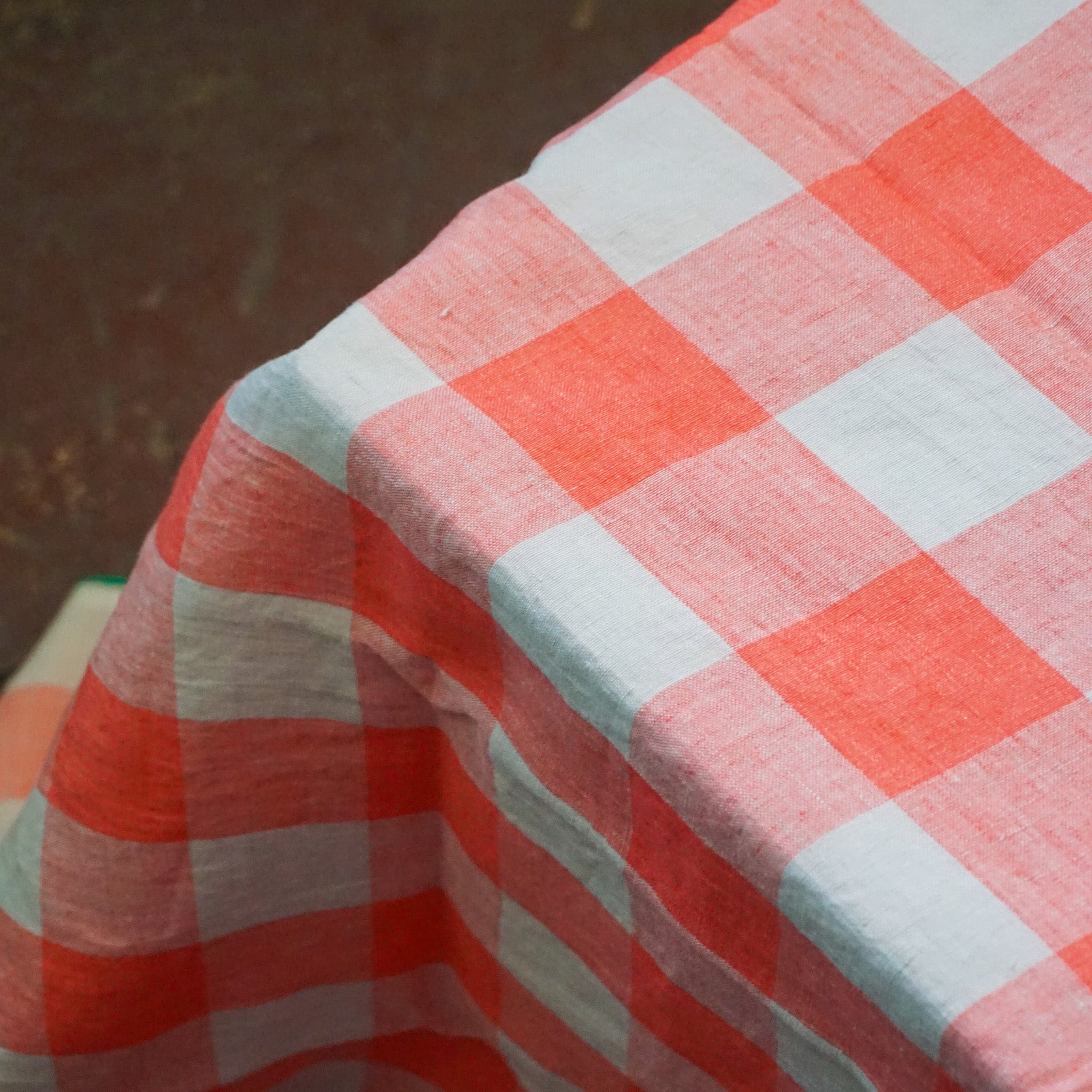 Madre Linens Madre Tablecloth - Strawberry Shortcake