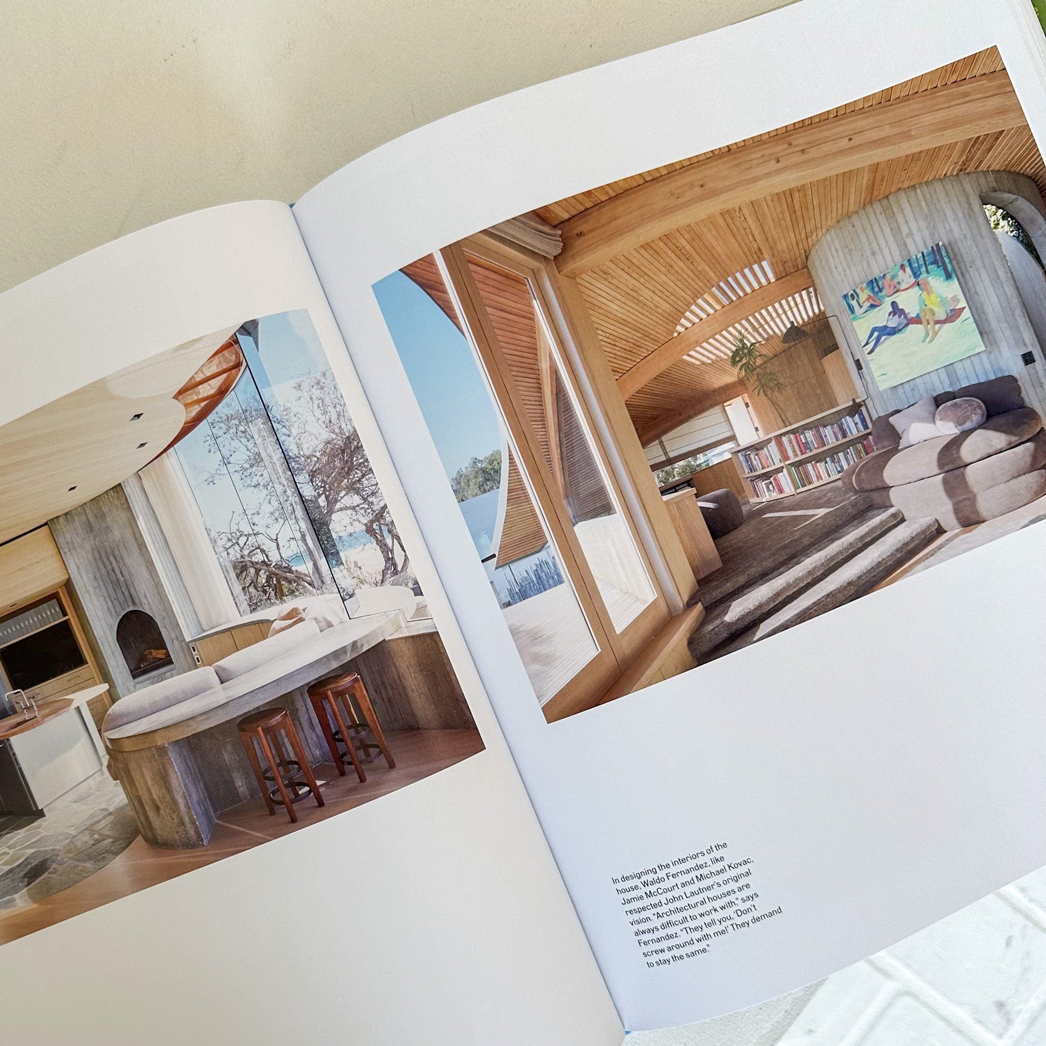 phaidon Books Beyond the Canyon: Inside Epic California Homes by Roger Davies
