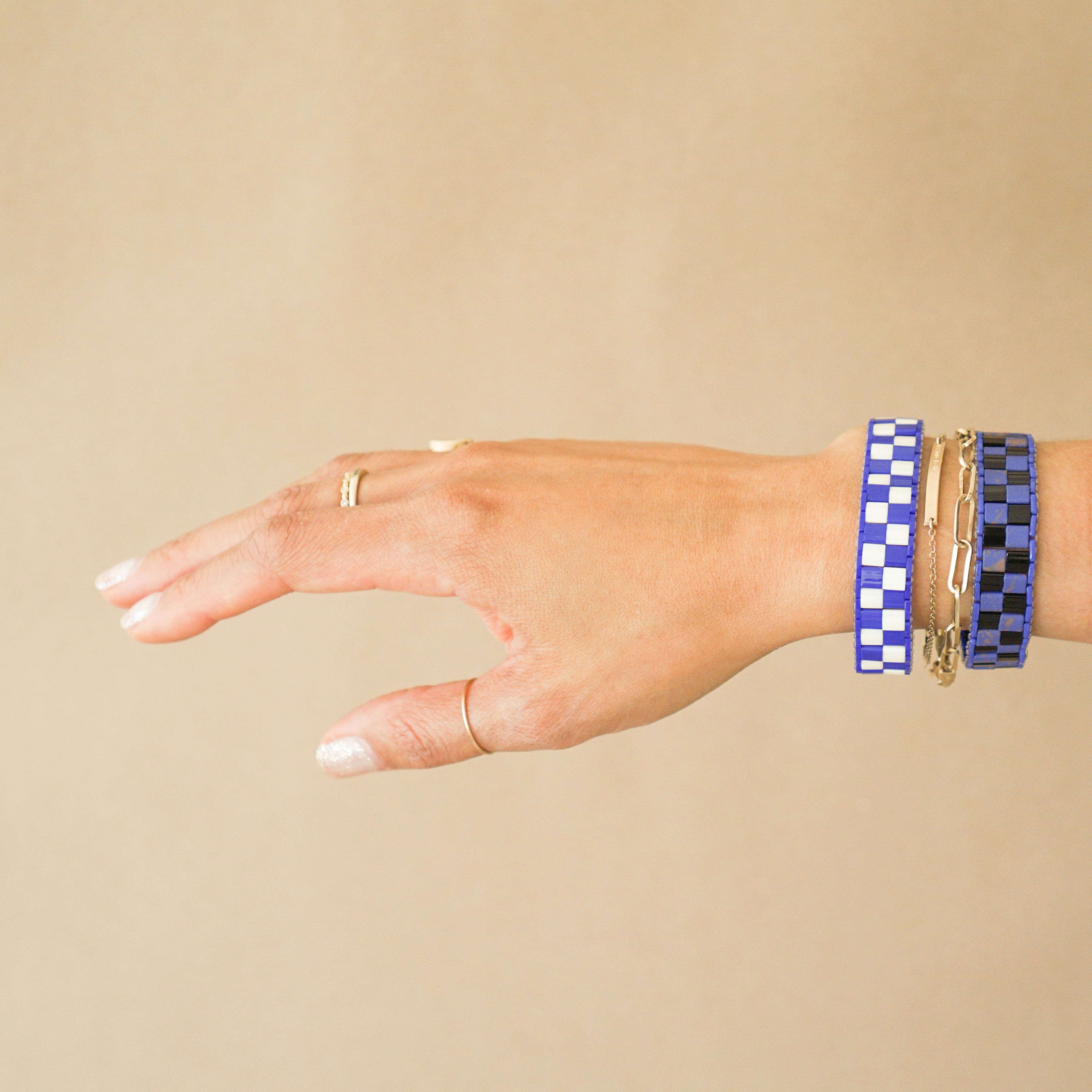 shashi Jewelry Blue and White Checkerboard Band Beaded Bracelet