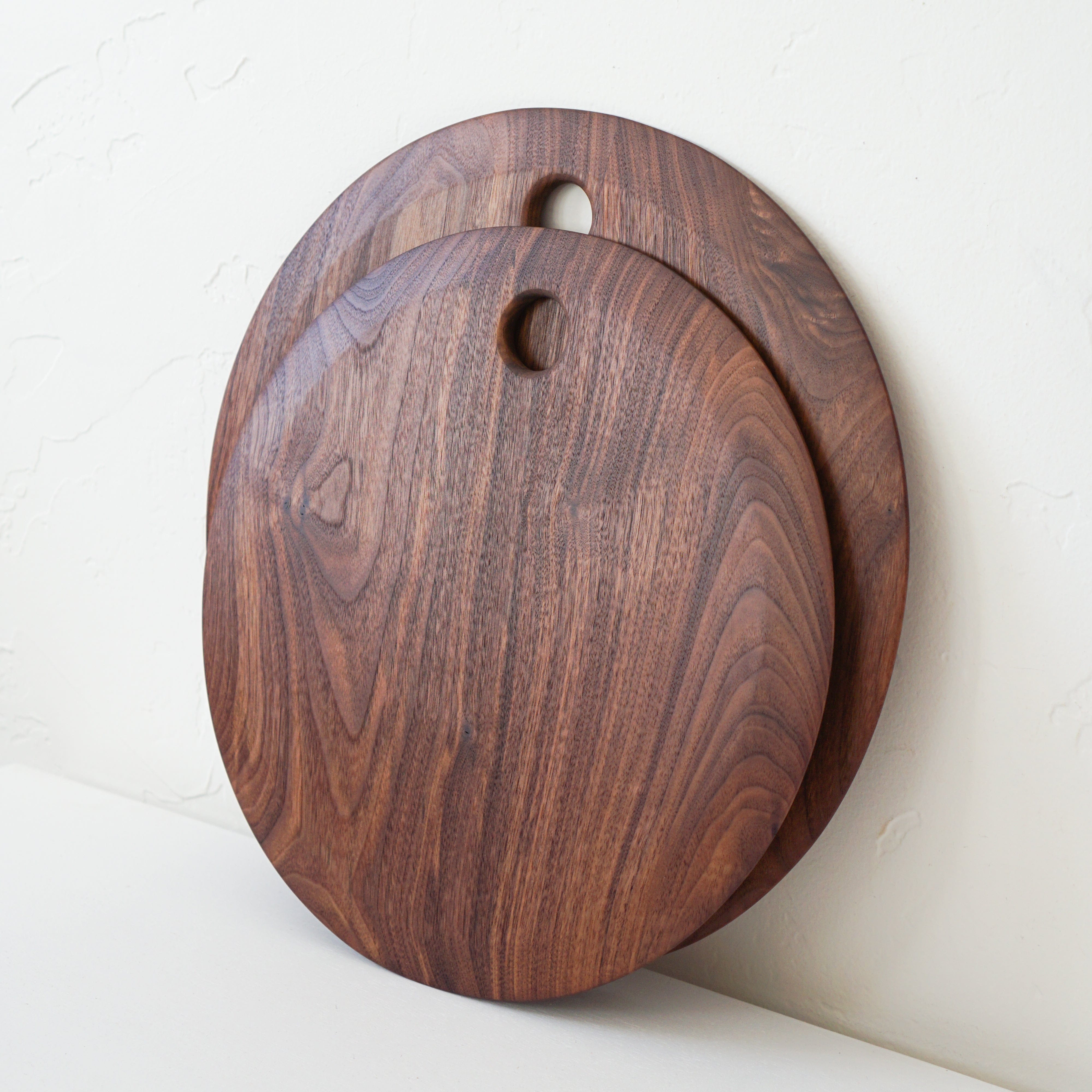 The Wooden Palate Serveware Walnut / 16" Aria Serving + Cutting Board in Walnut